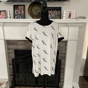 NWOT’s LulaRoe XL Liv T shirt with Lightning ⚡️ Bolts